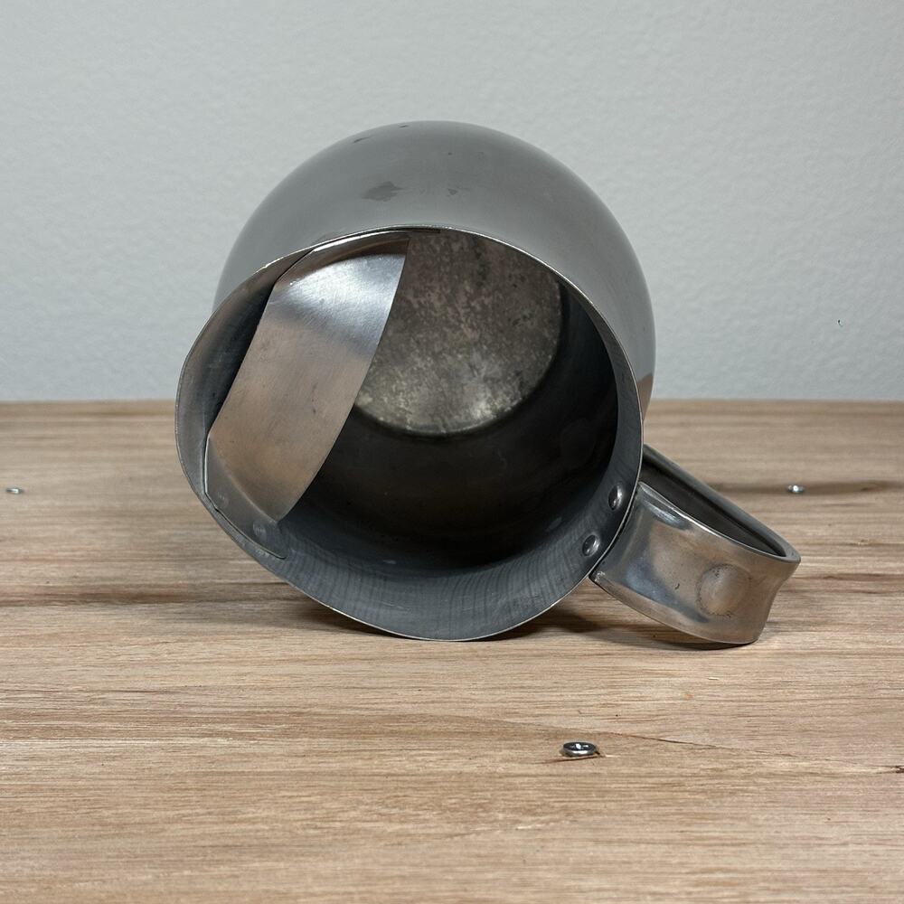 Vintage Vollrath Aluminum Water Pitcher with Ice Guard 68174 Discontinued 2.5QT - Picture 4 of 8